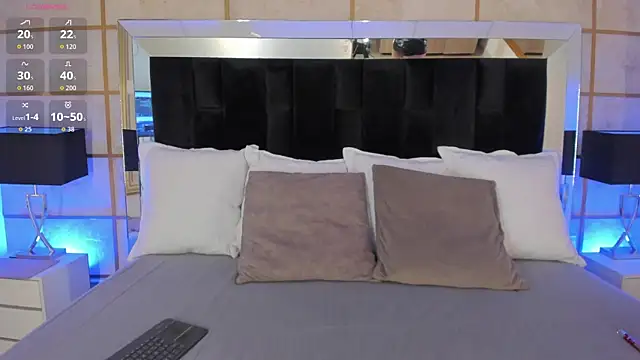 GretaVelvet online show from September 2025 07:46:02 PM