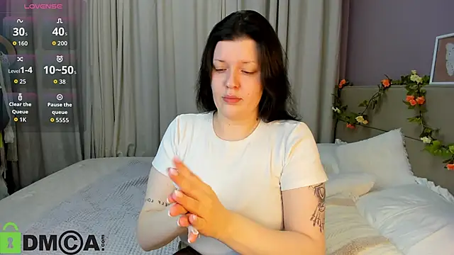 Michele Greenn online show from September 2025 12:04:01 AM