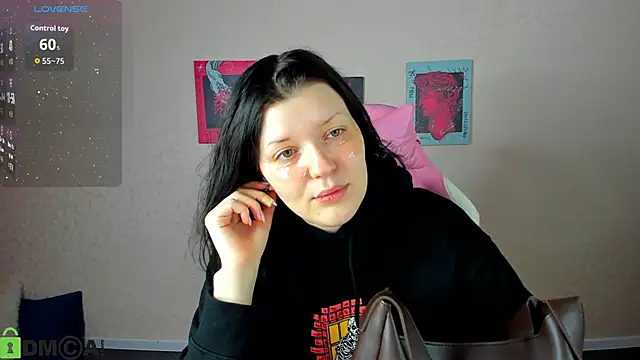 Michele Greenn online show from October 2025 01:24:02 AM