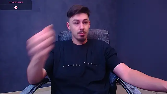 EnzoRace online show from November 2025 05:40:02 AM