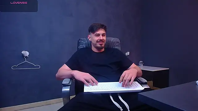 EnzoRace online show from February 2026 06:40:02 AM