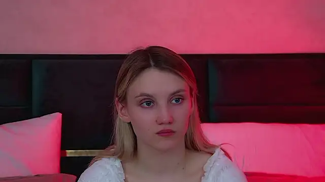 StacyEvances online show from March 2026 06:34:02 PM