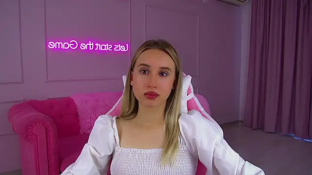 VictoriaHopsons online show from September 2025 06:29:02 AM