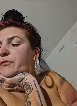 Snapshot of gypsyriot chatting on September 2025 08:27:02 AM gypsyriot online show from September 2025 08:27:02 AM