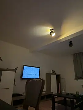 irimiea1729 online show from February 2026 07:43:01 PM