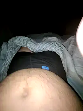 Snapshot of giova17cm chatting on October 2025 09:42:02 PM giova17cm online show from October 2025 09:42:02 PM