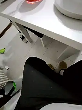 Snapshot of giova17cm chatting on January 2026 10:12:02 PM giova17cm online show from January 2026 10:12:02 PM