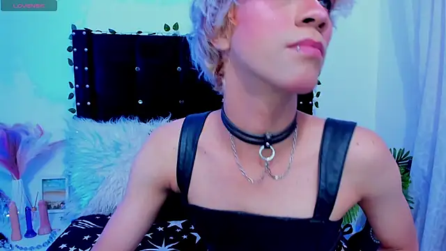 Snapshot of Cooperrosscute233 chatting on November 2025 10:10:02 PM Cooperrosscute233 online show from November 2025 10:10:02 PM