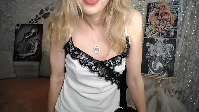 NickyAdamidi online show from June 2026 12:32:02 AM