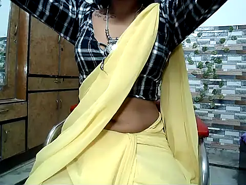 Snapshot of HOT_AARVI11 chatting on September 2025 03:13:01 PM HOT AARVI11 online show from September 2025 03:13:01 PM