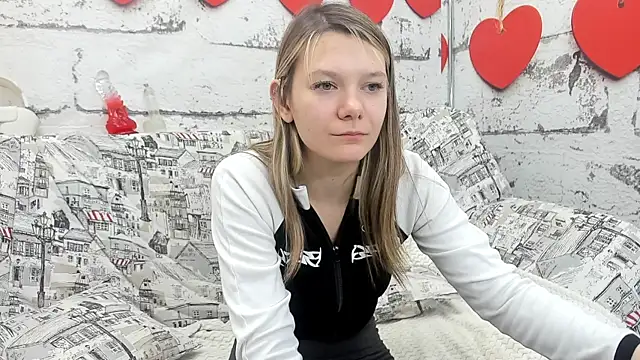 Snapshot of Sunny_Sammy chatting on October 2025 08:15:02 AM Sunny Sammy online show from October 2025 08:15:02 AM