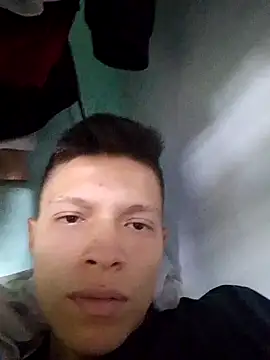 Snapshot of elinnki chatting on September 2025 03:50:02 PM elinnki online show from September 2025 03:50:02 PM