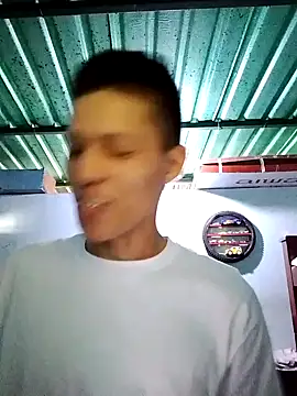 Snapshot of elinnki chatting on November 2025 05:01:01 PM elinnki online show from November 2025 05:01:01 PM