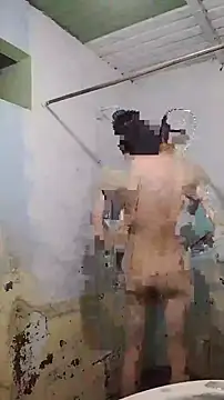 elinnki online show from April 2026 10:59:01 PM