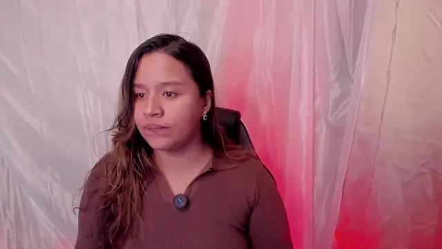 Snapshot of ElaBourn_ chatting on February 2026 12:25:01 PM ElaBourn online show from February 2026 12:25:01 PM