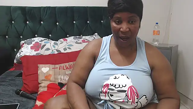 Snapshot of chockclitx5 chatting on October 2025 03:13:01 PM chockclitx5 online show from October 2025 03:13:01 PM