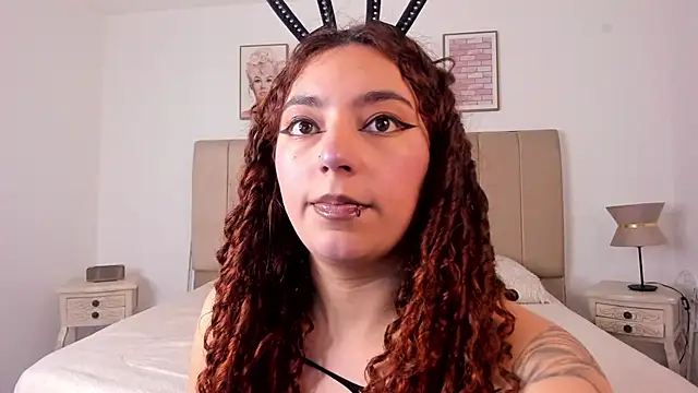 vane vixen online show from October 2025 05:12:02 PM