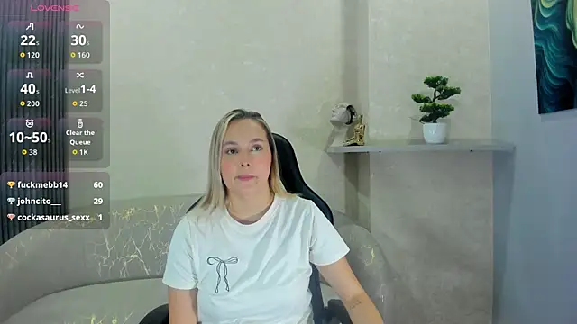Emmaa white  online show from June 2026 05:32:01 PM