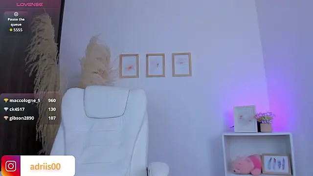 shannel moss   online show from March 2026 02:04:02 AM