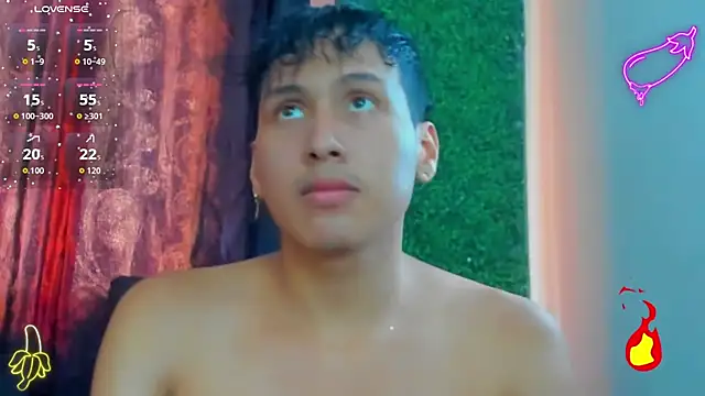 Snapshot of spicy_adonhis chatting on October 2025 07:24:02 PM spicy adonhis online show from October 2025 07:24:02 PM