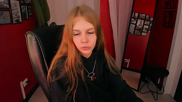 Selen hells weet online show from September 2025 06:09:02 PM