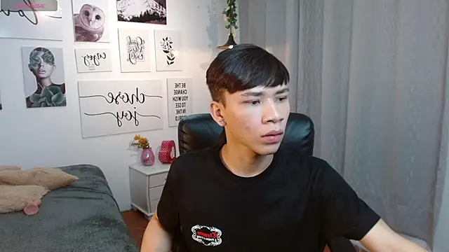 nathanclay online show from September 2025 01:55:02 AM