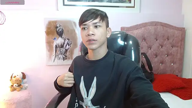 nathanclay online show from October 2025 03:26:02 AM