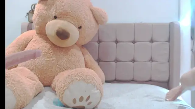 HotAss Hally online show from April 2026 04:54:01 AM