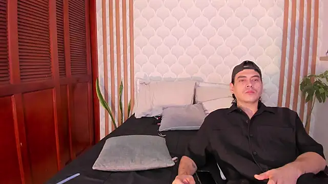 Snapshot of Cristian_blaze chatting on June 2026 05:28:02 PM Cristian blaze online show from June 2026 05:28:02 PM