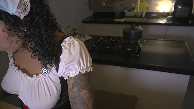 kyria 1 online show from October 2025 11:02:01 PM