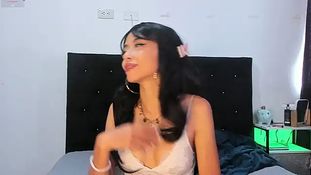 brisazanes online show from May 2026 07:42:02 PM