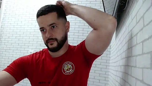 BombeiroHotx online show from November 2025 01:05:01 AM