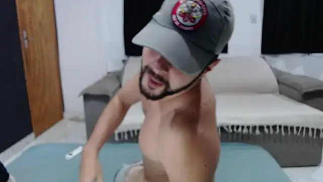 Snapshot of BombeiroHotx chatting on February 2026 08:51:01 PM BombeiroHotx online show from February 2026 08:51:01 PM