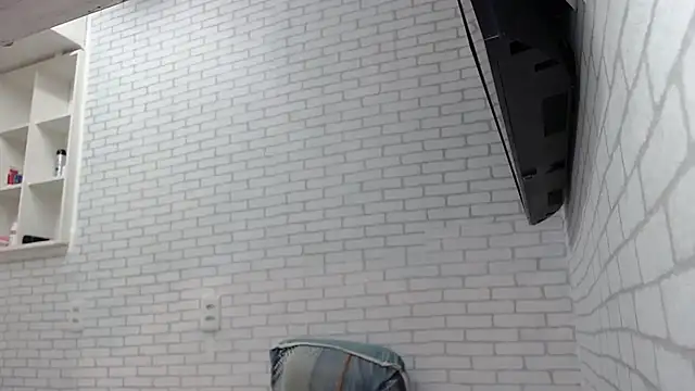 Snapshot of BombeiroHotx chatting on March 2026 10:05:02 PM BombeiroHotx online show from March 2026 10:05:02 PM