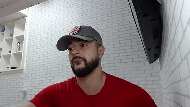 Snapshot of BombeiroHotx chatting on March 2026 10:03:01 PM BombeiroHotx online show from March 2026 10:03:01 PM