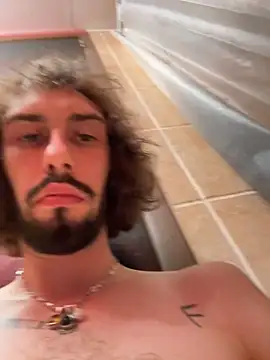 Snapshot of YoungPap97 chatting on November 2025 01:11:01 AM YoungPap97 online show from November 2025 01:11:01 AM