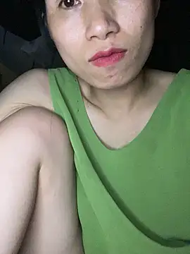 Snapshot of MinHiNi chatting on September 2025 03:35:02 PM MinHiNi online show from September 2025 03:35:02 PM