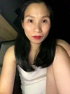 Snapshot of MinHiNi chatting on September 2025 07:25:02 PM MinHiNi online show from September 2025 07:25:02 PM