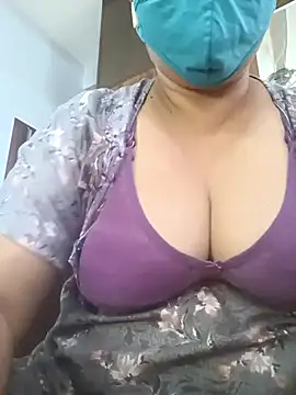 Snapshot of Tamil_Sivani chatting on October 2025 09:43:01 AM Tamil Sivani online show from October 2025 09:43:01 AM