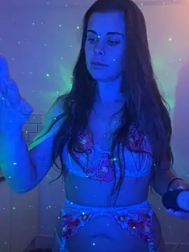 AlitaNova online show from September 2025 08:10:02 PM