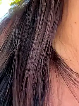 Ninabigtitied online show from September 2025 04:07:02 PM