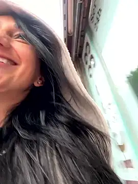 Ninabigtitied online show from September 2025 08:42:02 AM