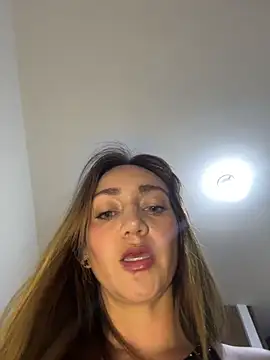 Ninabigtitied online show from May 2026 03:44:01 AM