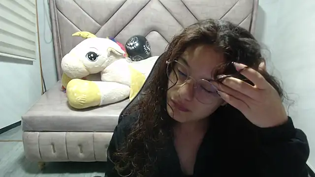 Velvet Moon V online show from October 2025 01:23:04 PM