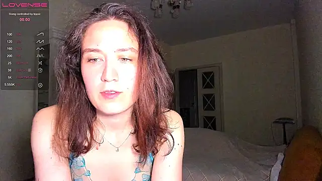 Snapshot of Mary_Queeny chatting on June 2026 06:31:01 PM Mary Queeny online show from June 2026 06:31:01 PM