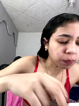  Alix 7 online show from September 2025 05:38:01 PM