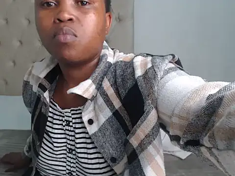 Snapshot of Lolly_Ramochele chatting on November 2025 06:51:01 PM Lolly Ramochele online show from November 2025 06:51:01 PM