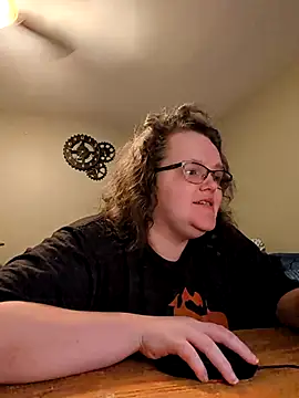 Snapshot of TheMistyPrice chatting on October 2025 11:22:02 AM TheMistyPrice online show from October 2025 11:22:02 AM