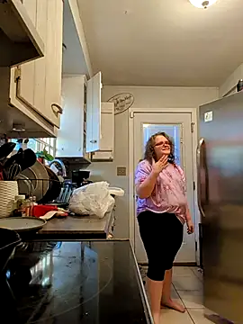 Snapshot of TheMistyPrice chatting on October 2025 12:39:02 PM TheMistyPrice online show from October 2025 12:39:02 PM