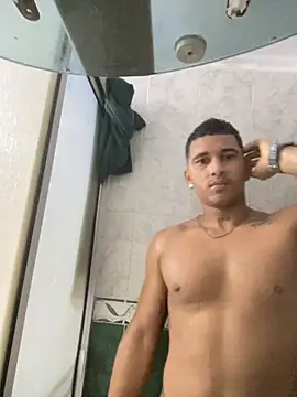 evan hardy online show from October 2025 12:08:02 AM